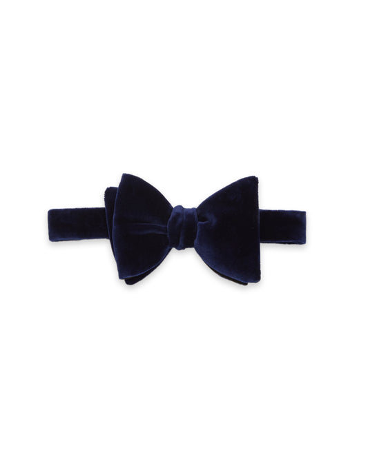 Large Classic Midnight Velvet Bowtie